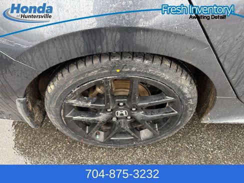 Used 2023 Honda Civic Sport image 14