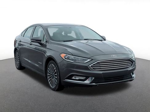 Used 2017 Ford Fusion Titanium image 8