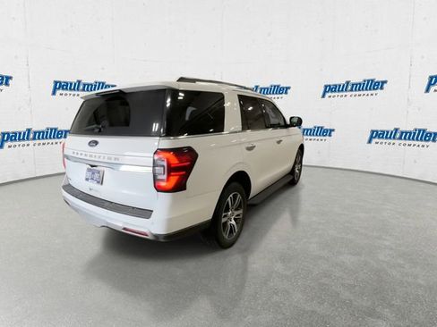 Used 2024 Ford Expedition Limited image 11