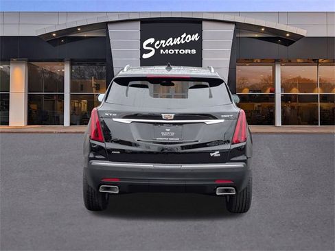 New 2025 Cadillac XT5 Luxury image 4