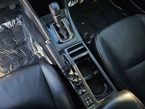 Used 2017 Subaru Crosstrek 2.0i Limited image 25