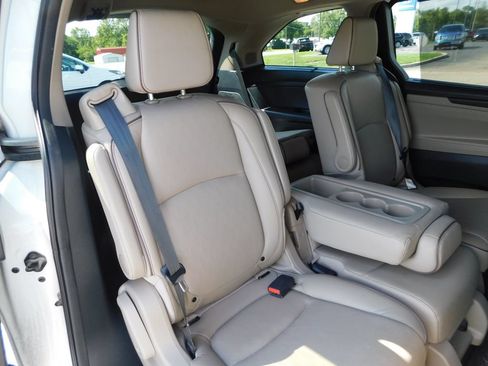 Used 2021 Honda Odyssey Elite image 23