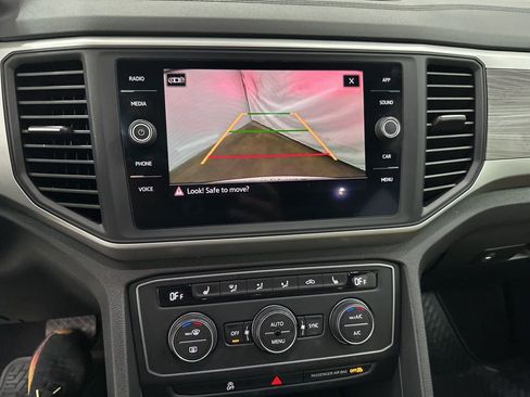 Used 2021 Volkswagen Atlas Cross Sport SE AWD/4WD image 13