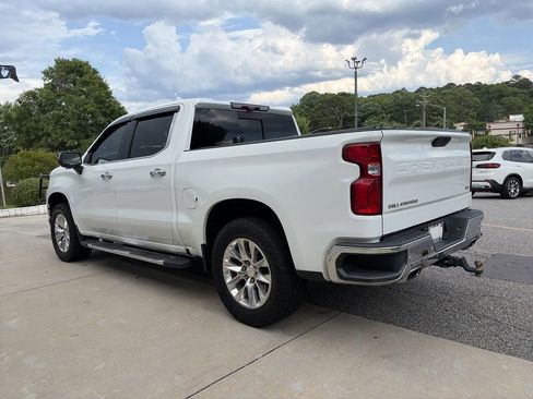 Used 2020 Chevrolet Silverado 1500 LTZ w/ LTZ Premium Package AWD/4WD image 6