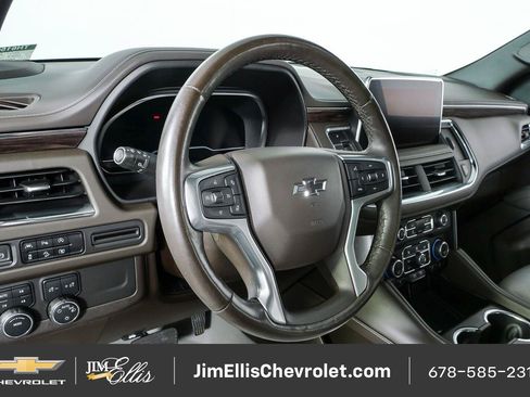 Certified 2023 Chevrolet Tahoe Z71 w/ Luxury Package AWD/4WD image 4