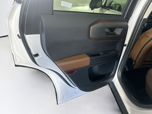 Used 2025 Ford Bronco Sport Outer Banks w/ Outer Banks Tech Package+ image 27