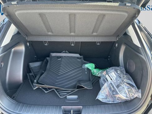New 2026 Hyundai Kona Limited AWD/4WD image 9