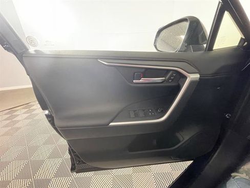 New 2025 Toyota RAV4 XSE image 18