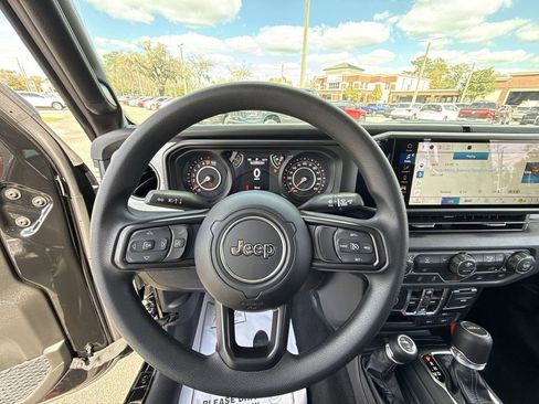 New 2026 Jeep Gladiator Sport image 14