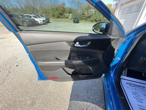 Used 2022 Kia Forte GT-Line w/ GT-Line Premium Package image 13