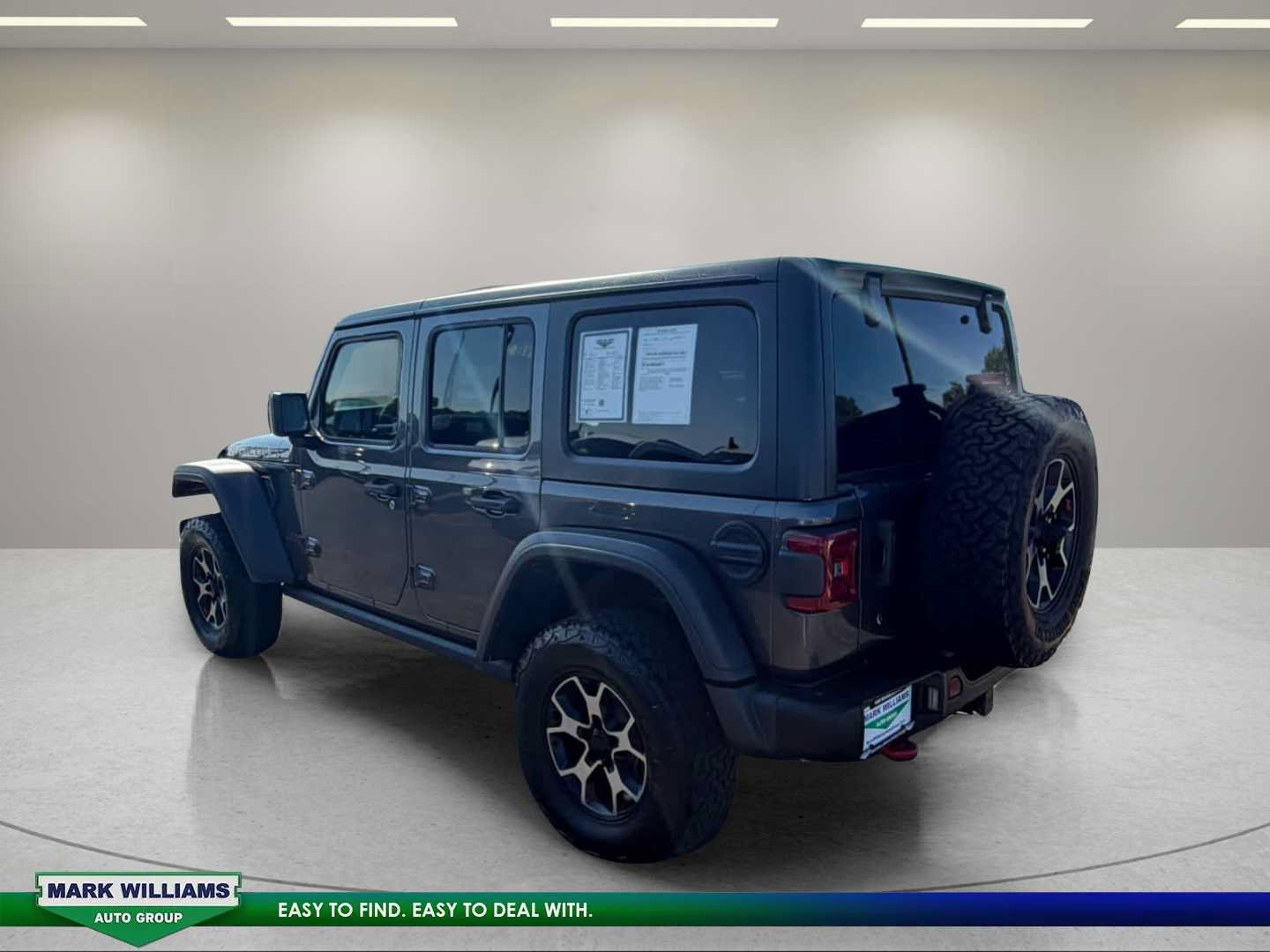 Used 2018 Jeep Wrangler Unlimited Rubicon AWD/4WD image 3