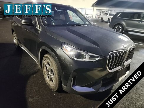 Used 2025 BMW X1 xDrive28i image 1
