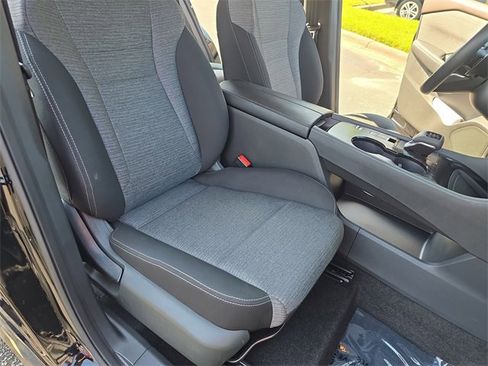 Certified 2023 Nissan Rogue SV image 10