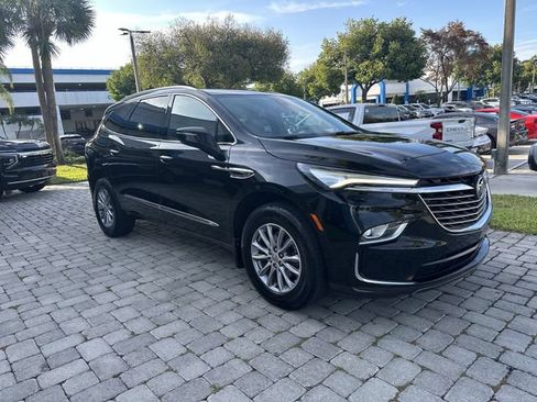 Used 2023 Buick Enclave Essence FWD image 16