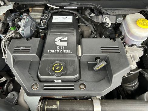 Used 2020 RAM 2500 Big Horn w/ Level 2 Equipment Group image 31