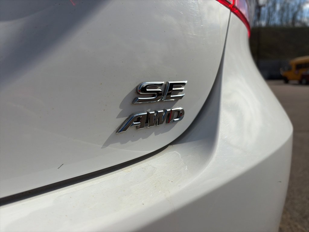 Used 2023 Toyota Camry SE w/ Cold Weather Package AWD/4WD image 15