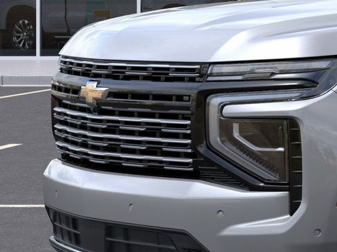 New 2026 Chevrolet Suburban High Country AWD/4WD image 13