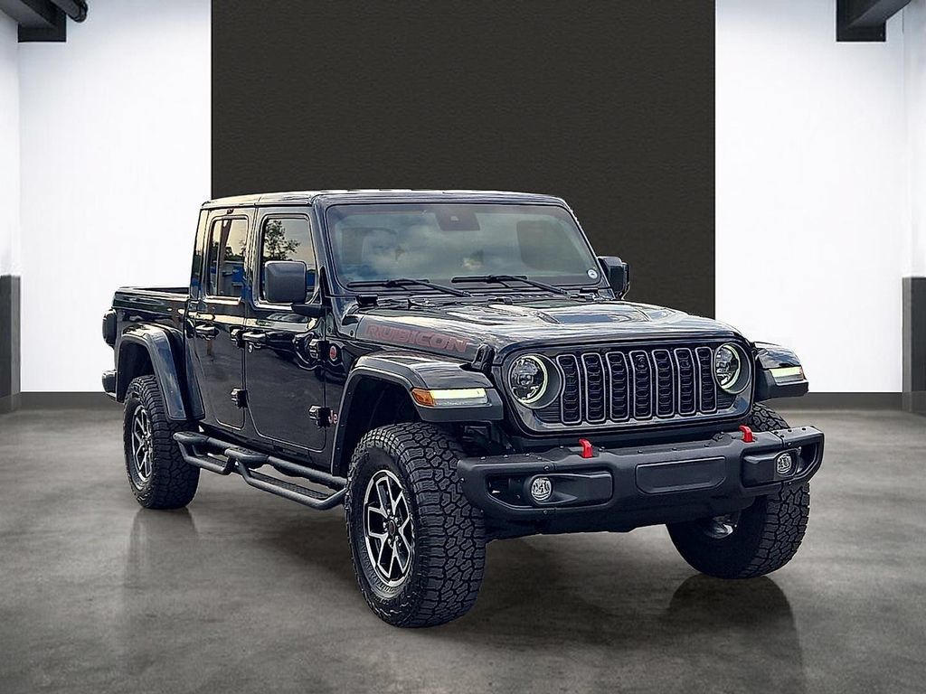 Used 2025 Jeep Gladiator Rubicon AWD/4WD image 12