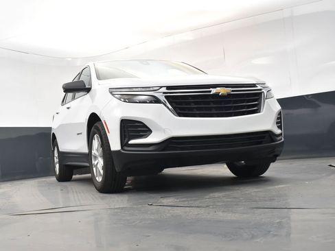 Used 2024 Chevrolet Equinox LS image 26