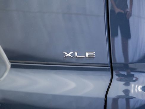 New 2026 Toyota Crown Signia XLE image 7