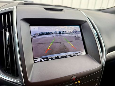 Certified 2020 Ford Edge ST w/ Cold Weather Package image 28