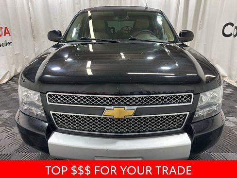 Used 2013 Chevrolet Tahoe LT image 2