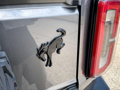 Used 2022 Ford Bronco Wildtrak AWD/4WD image 10