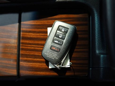 Used 2016 Lexus ES 350 image 32