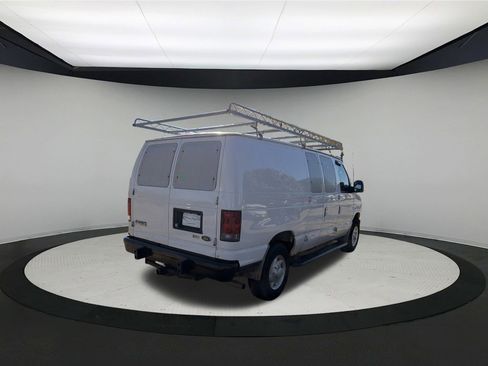 Used 2009 Ford E-250 and Econoline 250 image 6