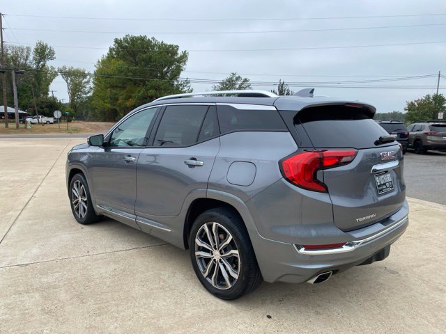 Used 2018 GMC Terrain Denali w/ Advanced Safety Package FWD image 4
