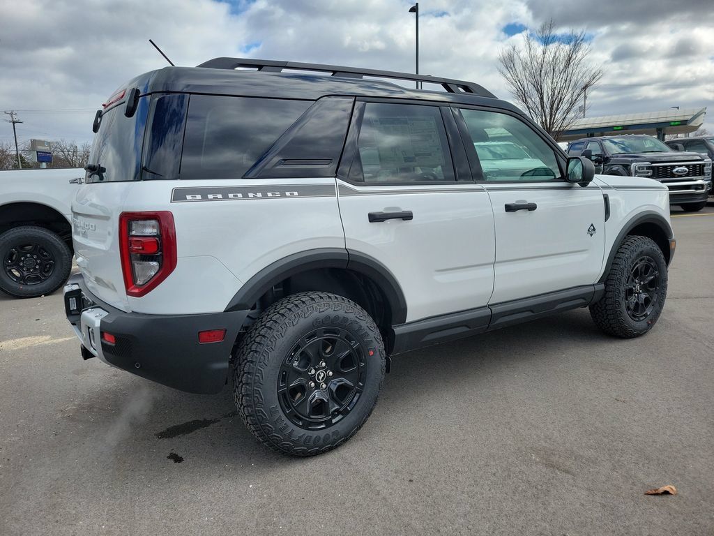 New 2026 Ford Bronco Sport Outer Banks w/ Sasquatch Outer Banks Package AWD/4WD image 4