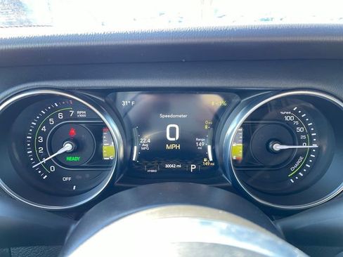 Used 2021 Jeep Wrangler Unlimited Rubicon 4xe w/ Cold Weather Group AWD/4WD image 23
