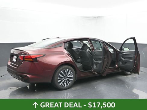 Used 2023 Nissan Altima 2.5 SV image 59