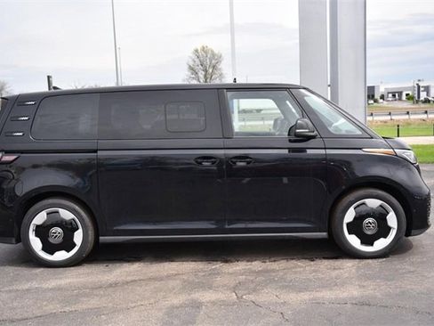 New 2025 Volkswagen ID. Buzz Pro S image 5