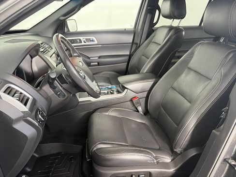 Used 2015 Ford Explorer Sport w/ Equipment Group 401A AWD/4WD image 11