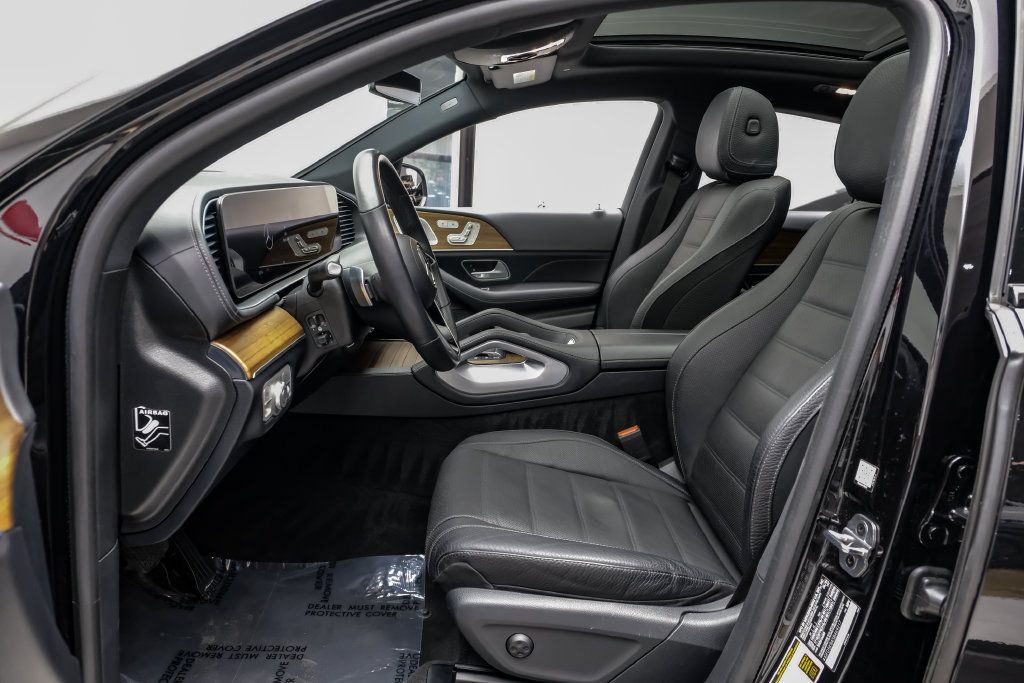 Used 2025 Mercedes-Benz GLE 450 4MATIC Coupe image 6