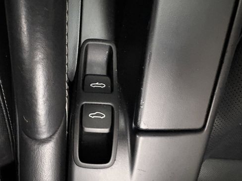 Used 2009 Porsche 911 Carrera S image 24