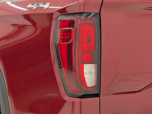 Used 2019 GMC Sierra 1500 SLE w/ SLE Value Package image 13