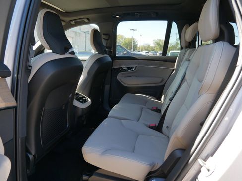 New 2026 Volvo XC90 B5 Plus image 6