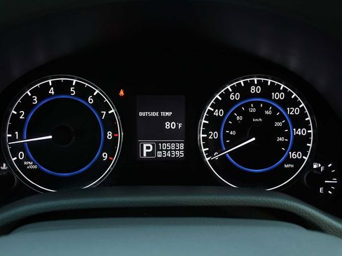 Used 2014 INFINITI Q60 Convertible w/ Premium Package RWD image 25