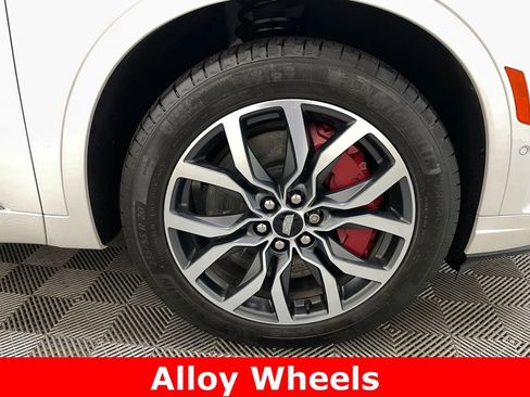 Used 2024 Cadillac XT6 Sport image 53