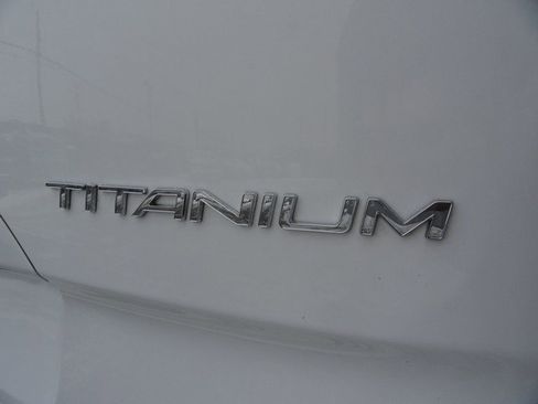 Used 2016 Ford Transit Connect Titanium image 5