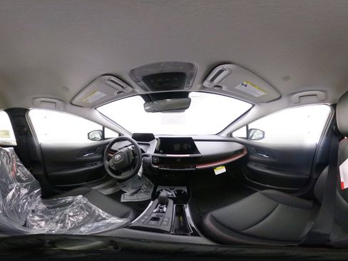 New 2026 Toyota Prius Plug-In Hybrid image 17