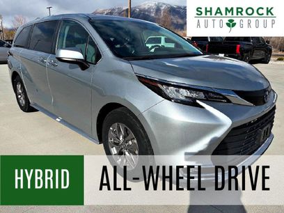 Used 2023 Toyota Sienna XLE