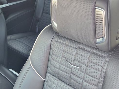 Used 2026 Cadillac Escalade Platinum Sport w/ LPO, ONYX Package image 19