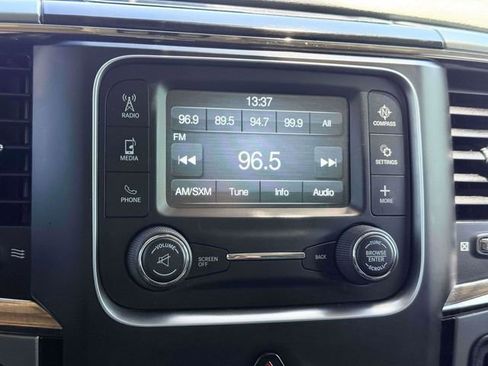 Used 2019 RAM 1500 Classic SLT w/ Protection Group AWD/4WD image 25
