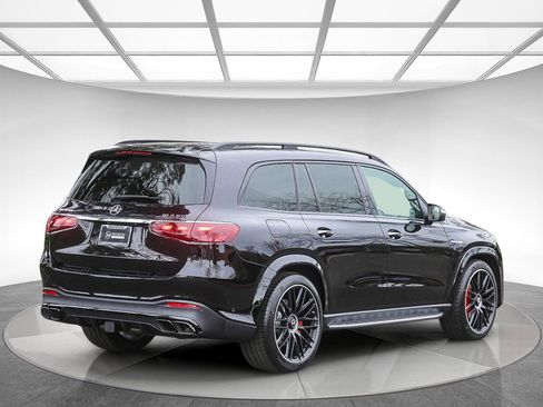 New 2026 Mercedes-Benz GLS 63 AMG GLS 63 AMG image 4