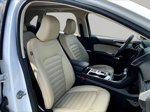 Used 2022 Ford Edge SEL w/ Convenience Package AWD/4WD image 29
