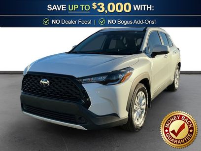 Used 2024 Toyota Corolla Cross LE w/ Moonroof Package