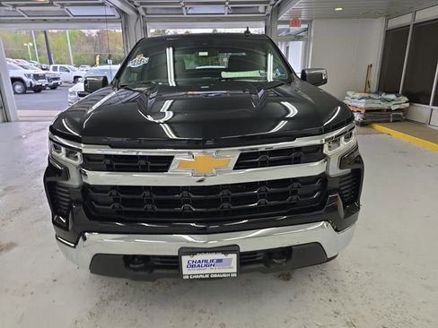 Used 2022 Chevrolet Silverado 1500 LT image 8